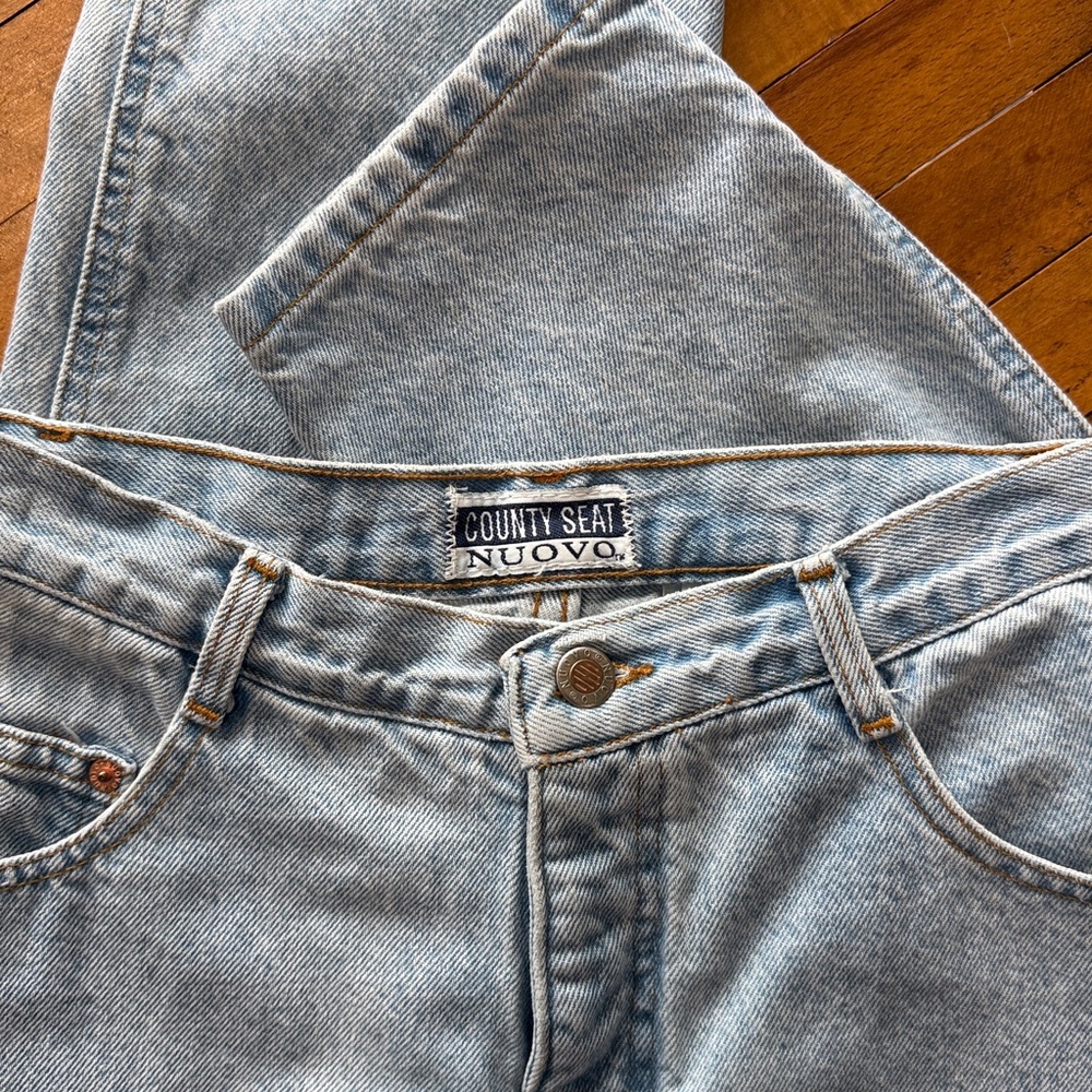 County Seat Light Wash Vintage 5 Pocket Mom Jeans 27x30"